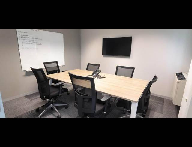 BUSINESS PROPERTY TO RENT IN LYNNWOOD MANOR